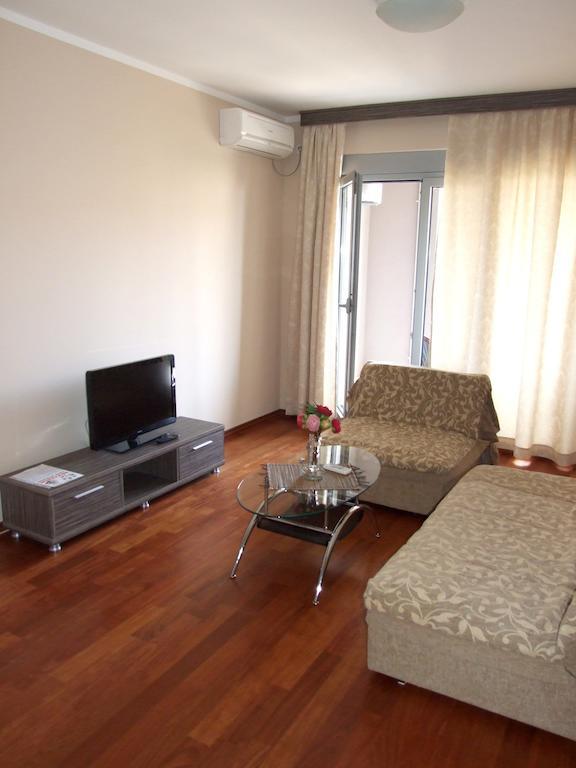 Apartments Oaza 2 Petrovac Exterior photo