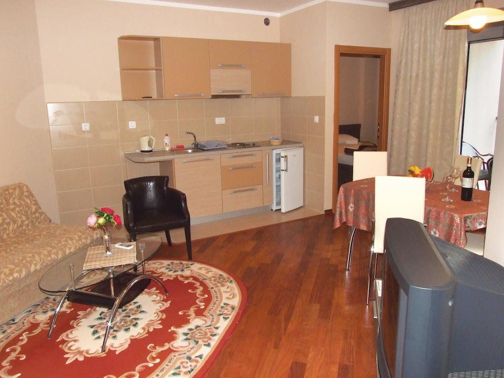 Apartments Oaza 2 Petrovac Room photo